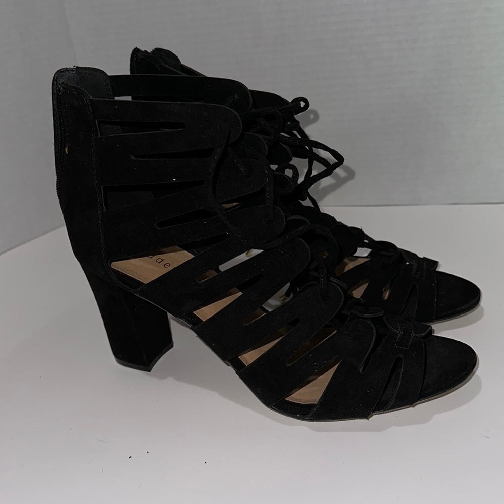 Madden Girl Black Heels size 8.5